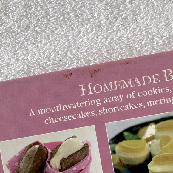 Homemade Baking  Hard Cover Cookbook - Picture 10 of 13